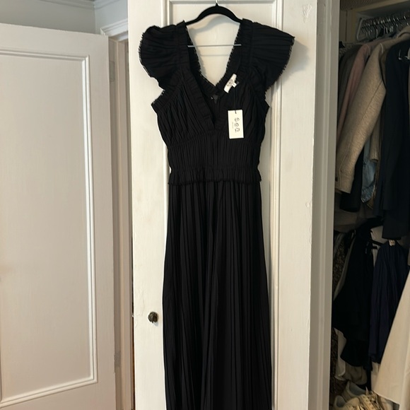 SEA New York Greer Pleated Flutter Sleeve Dress in Black - Picture 3 of 8